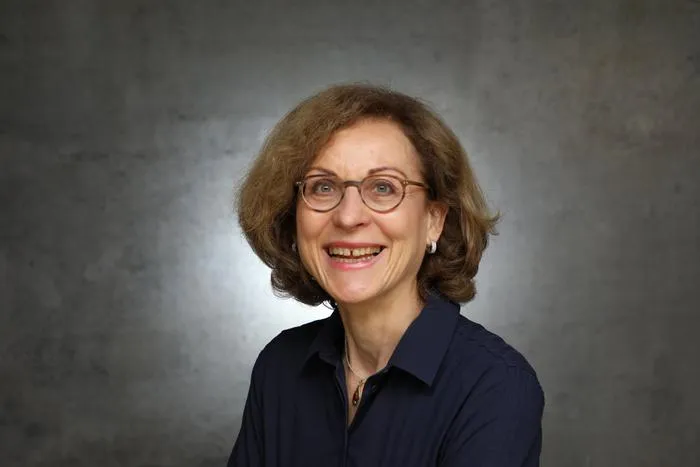 Professor Christa Müller,