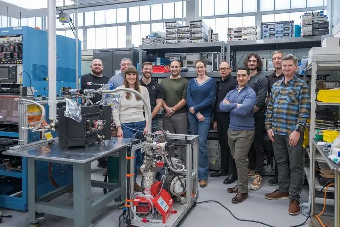 Selection of the NASA Glenn and University of Leicester team members involved in the Am-RSG benchtop demonstrator study