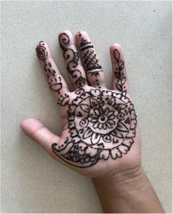 Henna art
