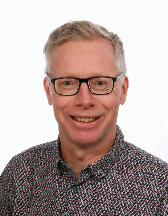 Prof. Martien Kas