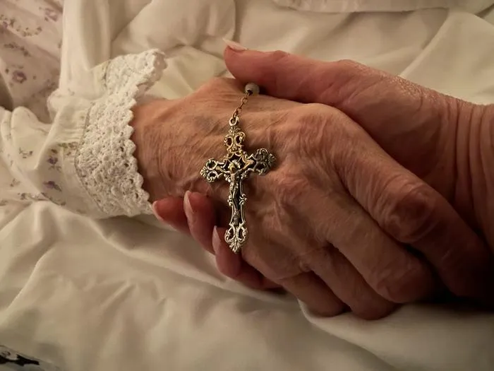 Rosie and Sue holding hands
