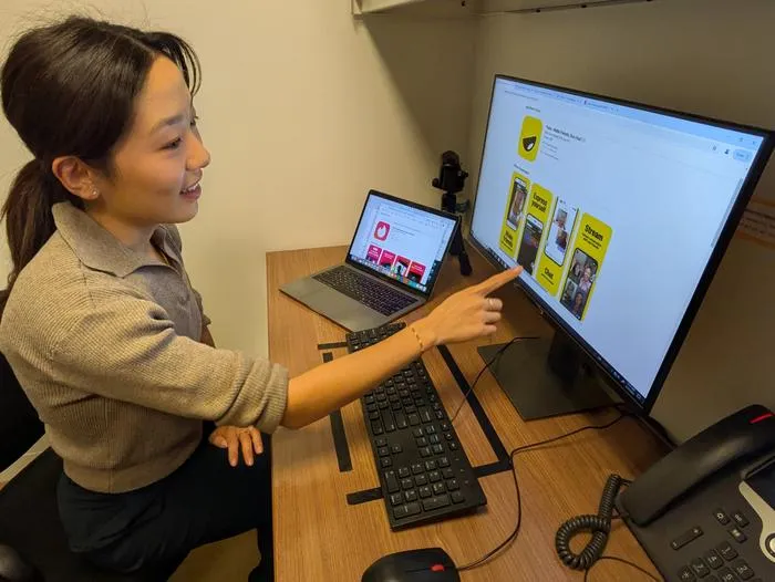 Study author Lilian Li conducting research