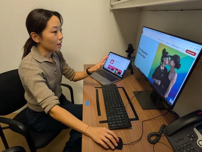Study author Lilian Li conducting research