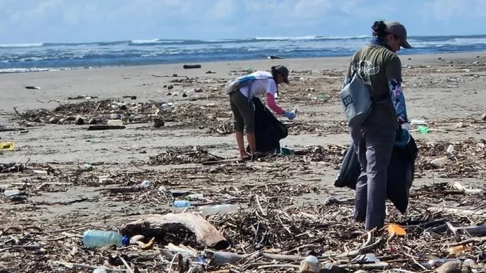 Central American countries most affected by plastic bottle pollution