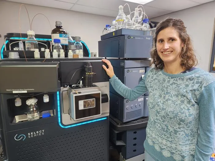 Dr Magriet Muller in the LC-MS laboratory at Stellenbosch University