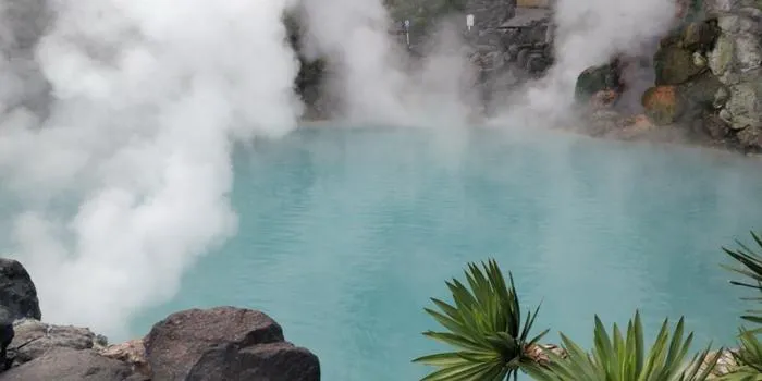 The Umi Jigoku onsen in Beppu, Japan