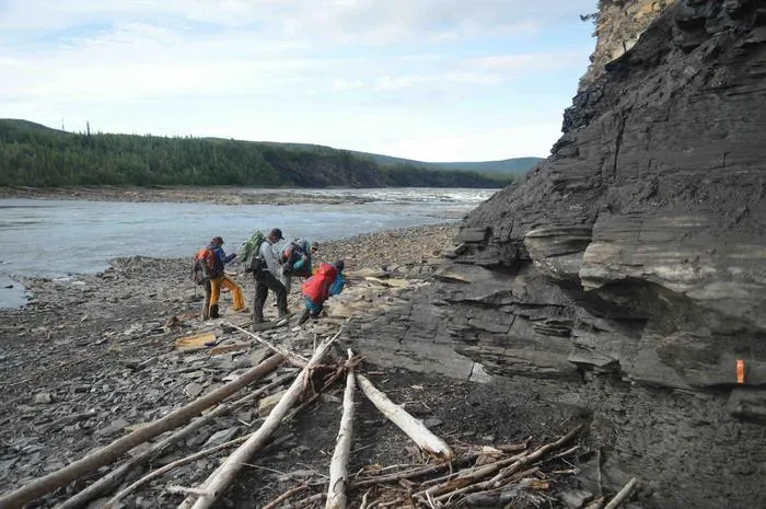Peel River upper canyon