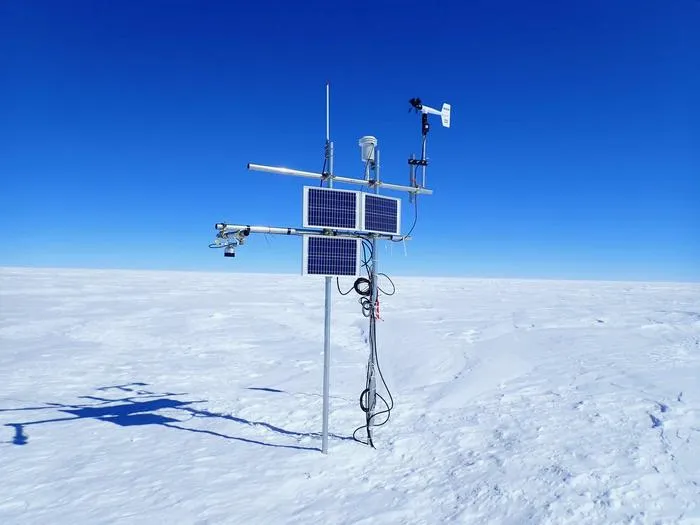 Relay Station, an unmanned weather station in the interior of East Antarctica
