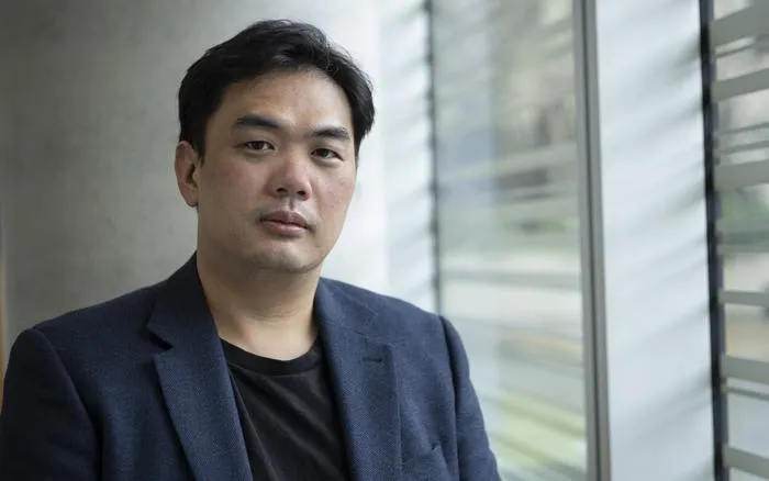 Dr Tingrei Tan portrait