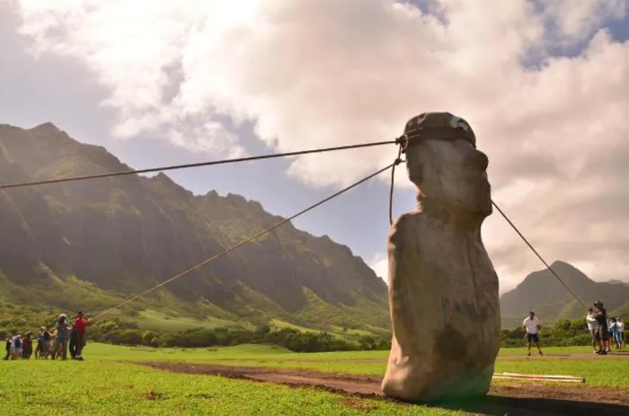 Walking moai