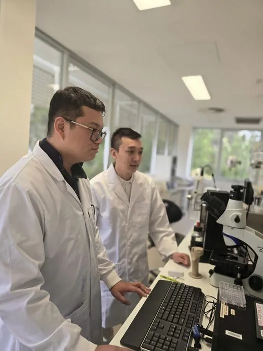 Dr Truong