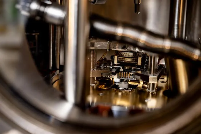 Scanning microscope
