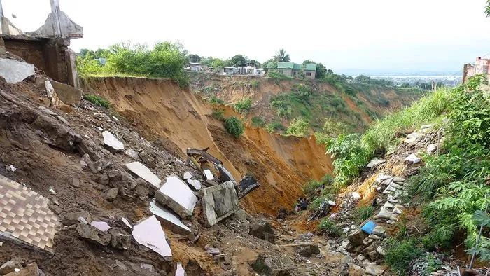 Gully in Kinshasa