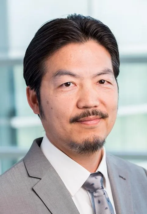 Zhenghong Lee