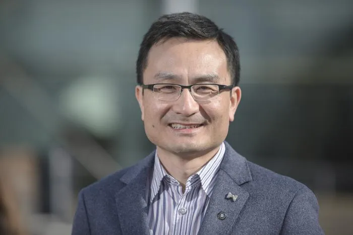 Yaowen Wu