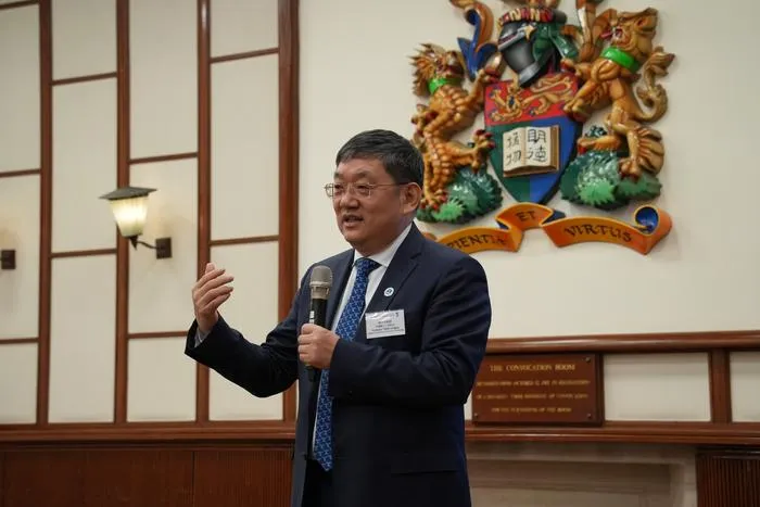 Professor Hongwu Tang