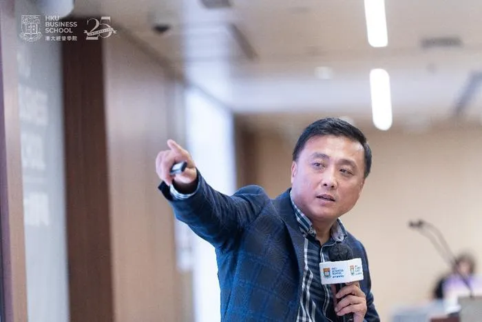 Professor Qifeng LIU