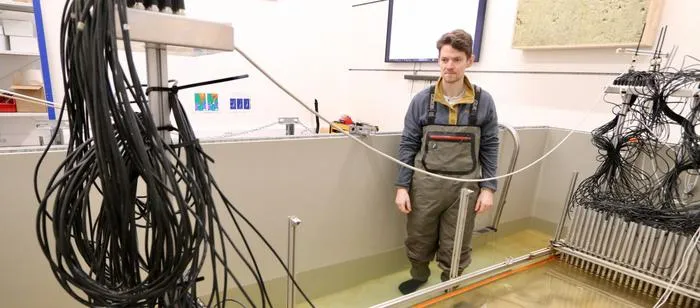 Modeling the Sleipner field carbon undersea storage site