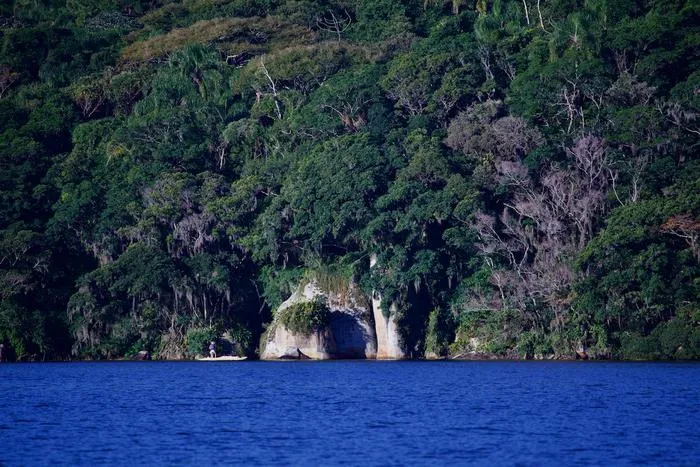 Otter cave in Peri Lagoon