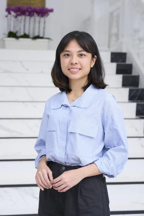 2.	Awardee headshot
