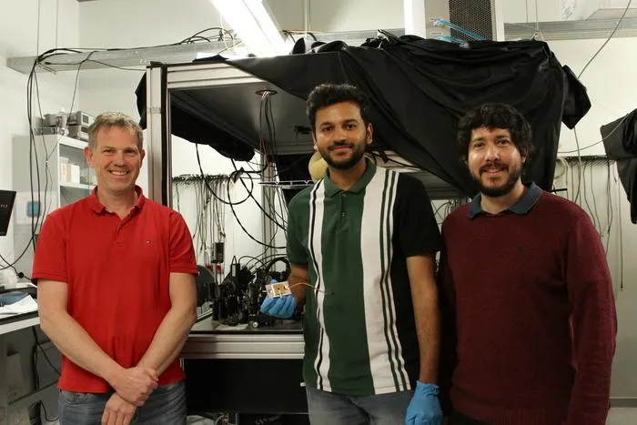 Group picture of the main authors of the study at ICFO.
