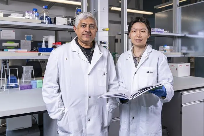 G. V. Shivashankar (left) and Yawen Liao