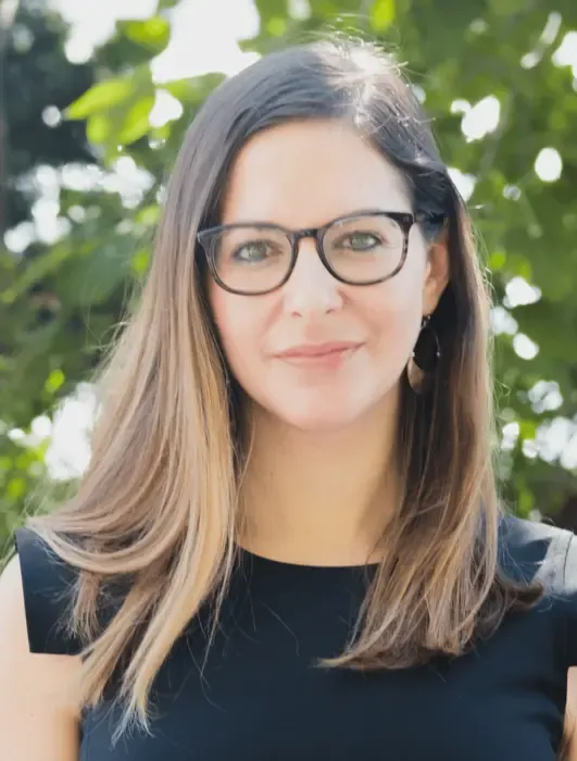 Giselle Sebag, Fast-Track Health deputy executive editor