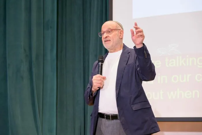 Professor David Srolovitz