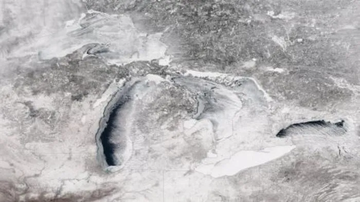 Great Lakes ice cover