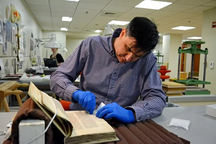 Genetic testing of parchments