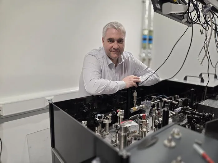 Professor Robert Thomson