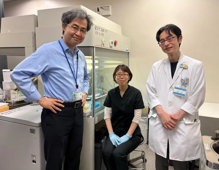 Study authors Tatsuo Ichinohe (left), Kayo Toishigawa (center) and Taro Edahiro (right)