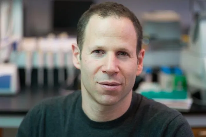 Dr. Doron Betel