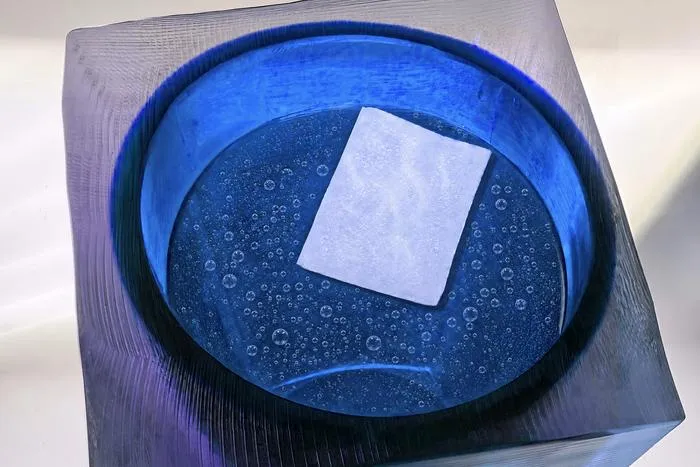 Breathable hydrogel 1