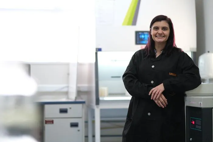 Dr Janca Pieters in her lab in the Department of Microbiology at Stellenbosch University.