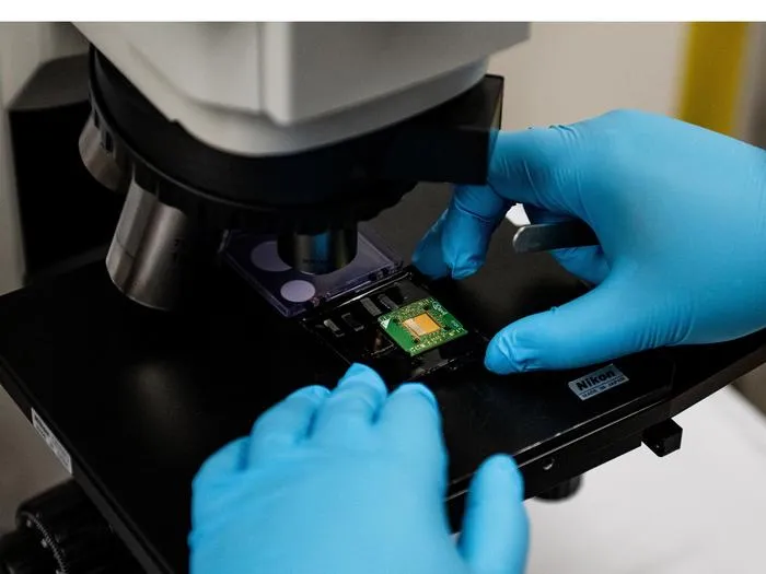 Quantum Device Header