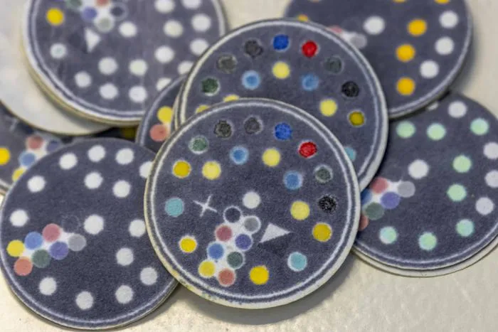 Neonatal vital sign sensor patches