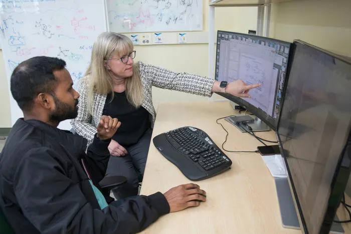 Jennifer Hirschi and Tamal Das