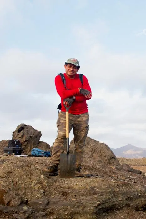 Lead author Dr. Alberto Cruz in the field at the Talara asphaltic site in Piura, Peru