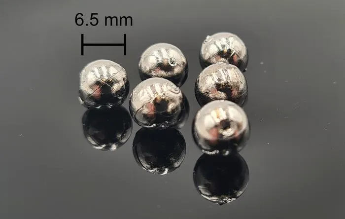 Materials research on levitating droplets in microgravity - Metallic glass to be tested on the ISS