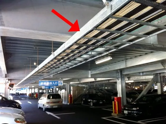 Safer Cable Tray Systems for Earthquake-Resilient Buildings