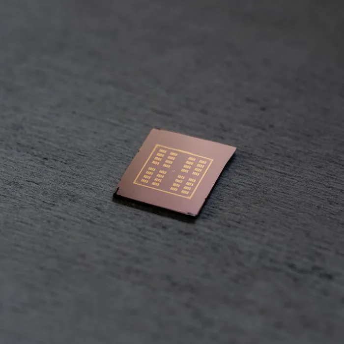 semiconductor sample