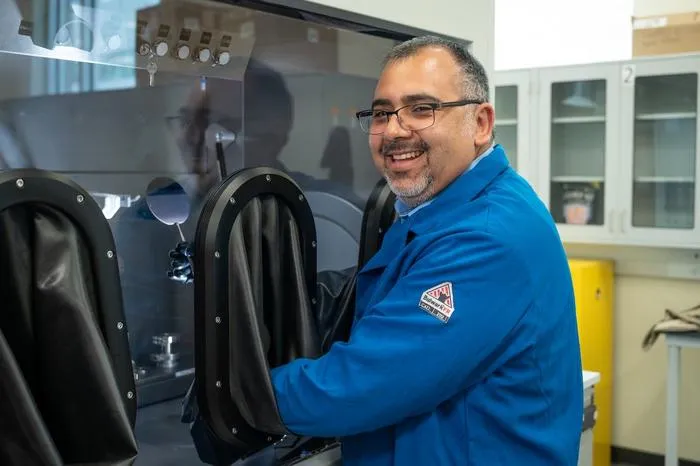 Materials Science and Engineering Professor David Estrada