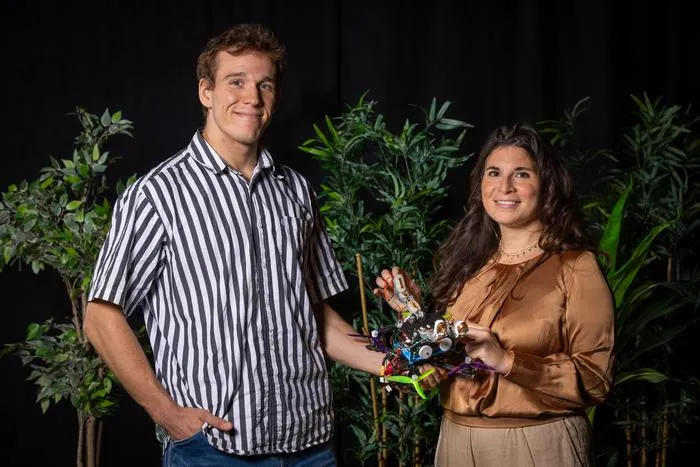 Researchers Salua Hamaza & Anton Bredenbeck - Delft University of Technology
