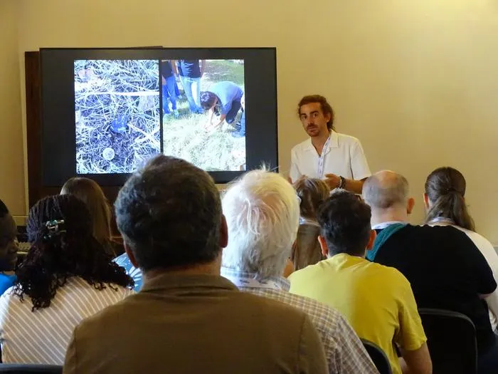 Giulio Colombo presenting his involvement as a teacher in Italy with the StAnD project at the COSPAR Assembly