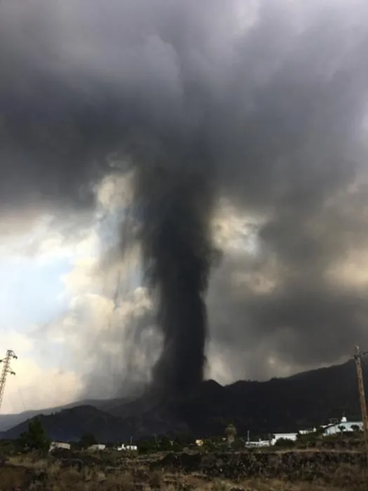 A gas and ash plume from Etna over the city of Catania, Italy, July 2026