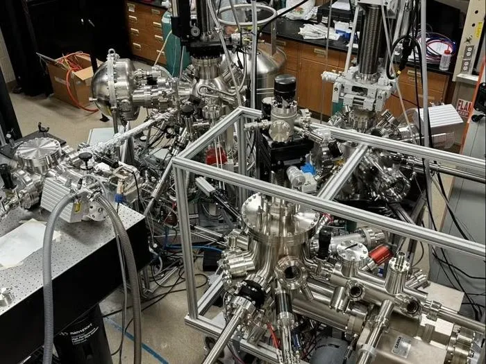 Molecular beam epitaxy (MBE)