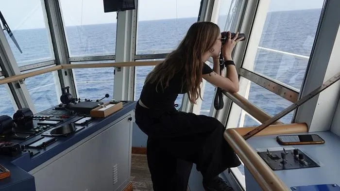 Tracking the fin whale and the sperm whale in the Mediterranean
