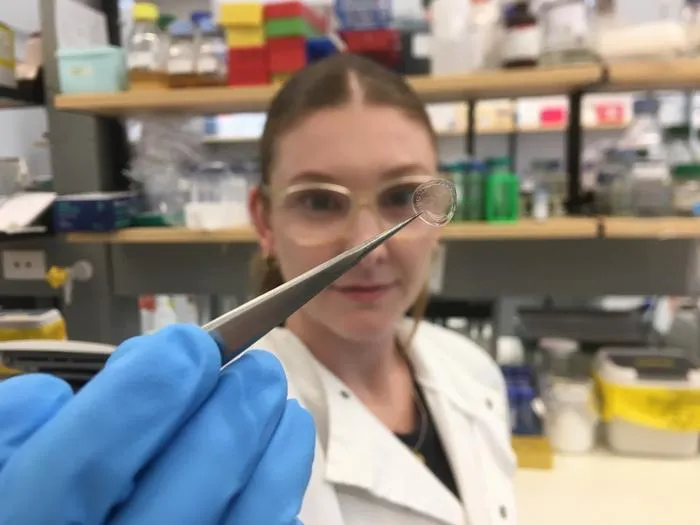 Dr Caitlin Johnston