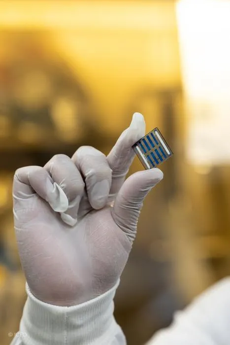 Close-up picture of the device. Credit: ICFO.